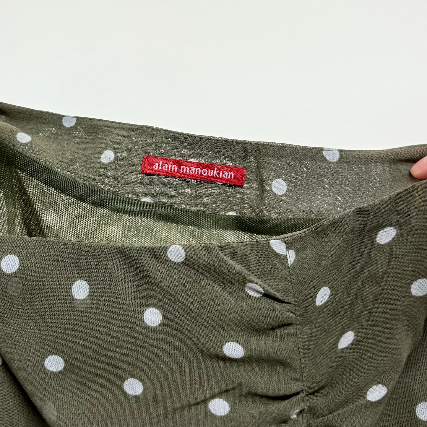 Kuratierter Vintage Onlineshop nachhaltige Secondhand Kleidung online kaufen, Online Shop Vintage, Vintage Online Shop, Second Hand Online Shop, gebraucht, zweite Hand, reused, preloved, Y2K, thriftshop, thriftstore, thrifting, thrift shop, thrift store