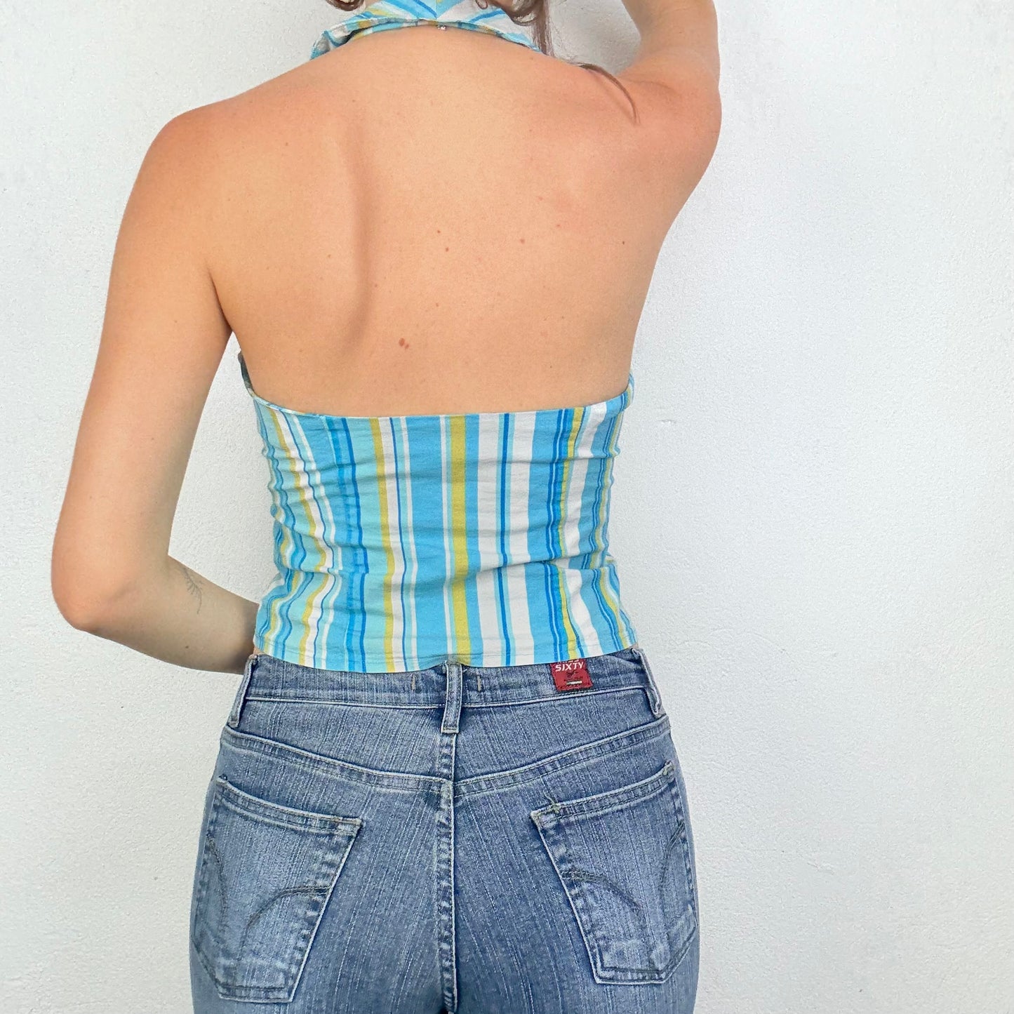 Kuratierter Vintage Onlineshop nachhaltige Secondhand Kleidung online kaufen, Online Shop Vintage, Vintage Online Shop, Second Hand Online Shop, gebraucht, zweite Hand, reused, preloved, Y2K, thriftshop, thriftstore, thrifting, thrift shop, thrift store, Festival, Sporty, Retro