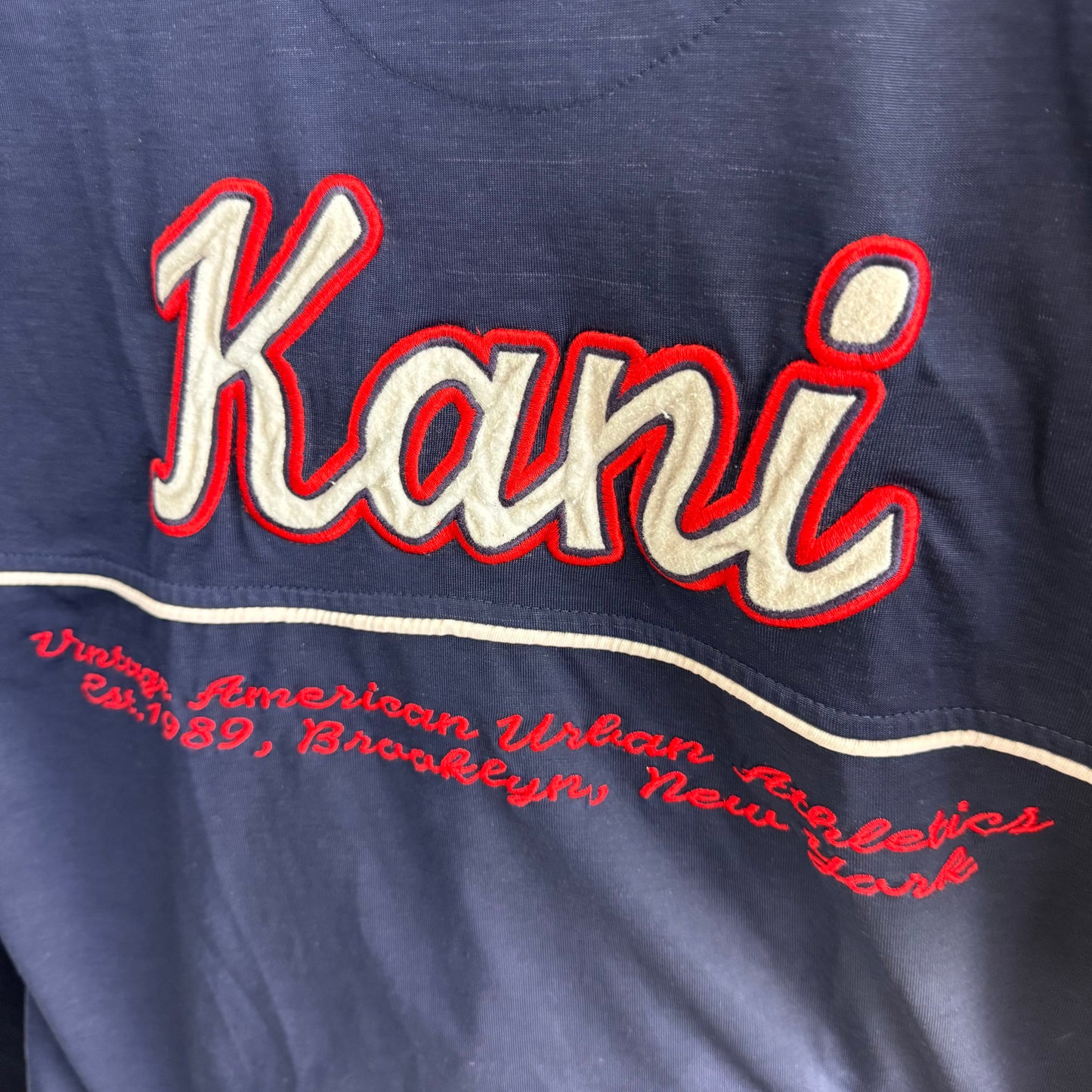 Kuratierter Vintage Onlineshop nachhaltige Secondhand Kleidung online kaufen, Online Shop Vintage, Vintage Online Shop, Second Hand Online Shop, gebraucht, zweite Hand, reused, preloved, Y2K, thriftshop, thriftstore, thrifting, thrift shop, thrift store