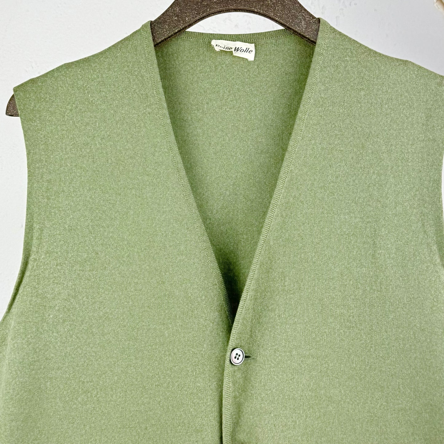 Kuratierter Vintage Onlineshop nachhaltige Secondhand Kleidung online kaufen, Online Shop Vintage, Vintage Online Shop, Second Hand Online Shop, gebraucht, zweite Hand, reused, preloved, Y2K, thriftshop, thriftstore, thrifting, thrift shop, thrift store