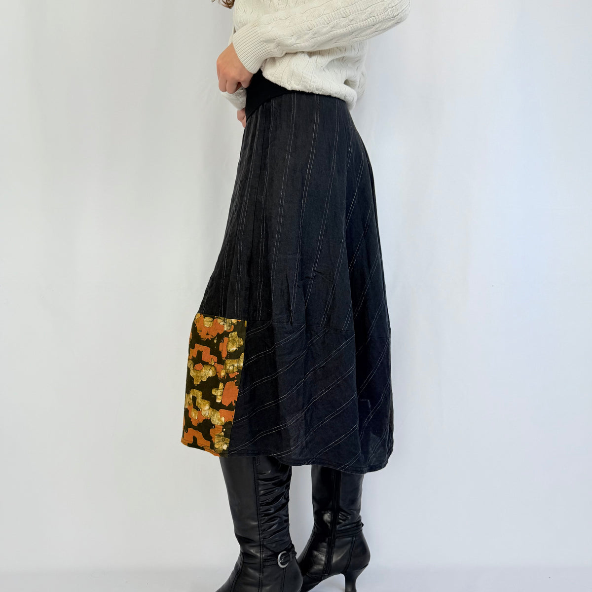 Kuratierter Vintage Onlineshop nachhaltige Secondhand Kleidung online kaufen, Online Shop Vintage, Vintage Online Shop, Second Hand Online Shop, gebraucht, zweite Hand, reused, preloved, Y2K, thriftshop, thriftstore, thrifting, thrift shop, thrift store, Retro,Alternative, Grunge