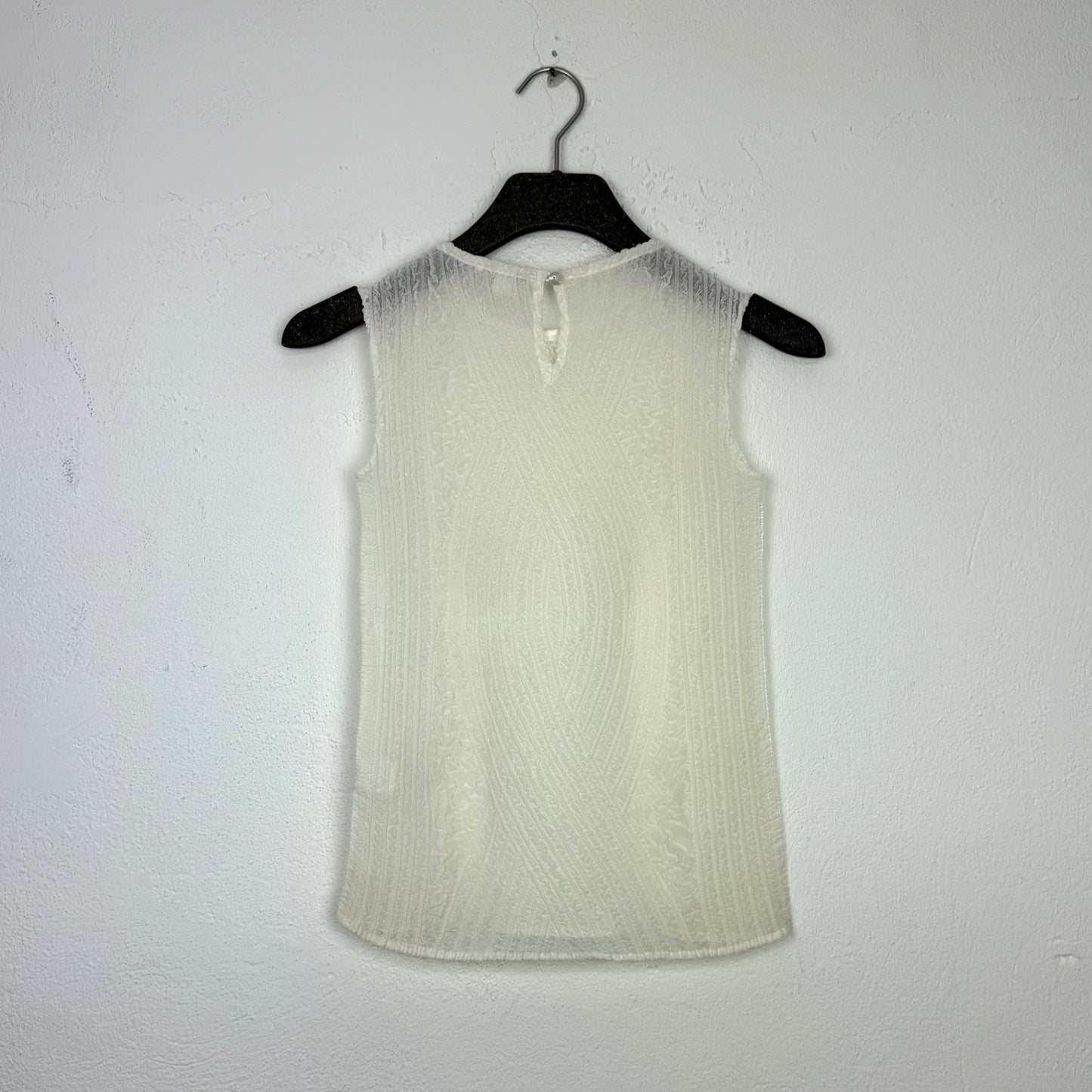 Kuratierter Vintage Onlineshop nachhaltige Secondhand Kleidung online kaufen, Online Shop Vintage, Vintage Online Shop, Second Hand Online Shop, gebraucht, zweite Hand, reused, preloved, Y2K, thriftshop, thriftstore, thrifting, thrift shop, thrift store