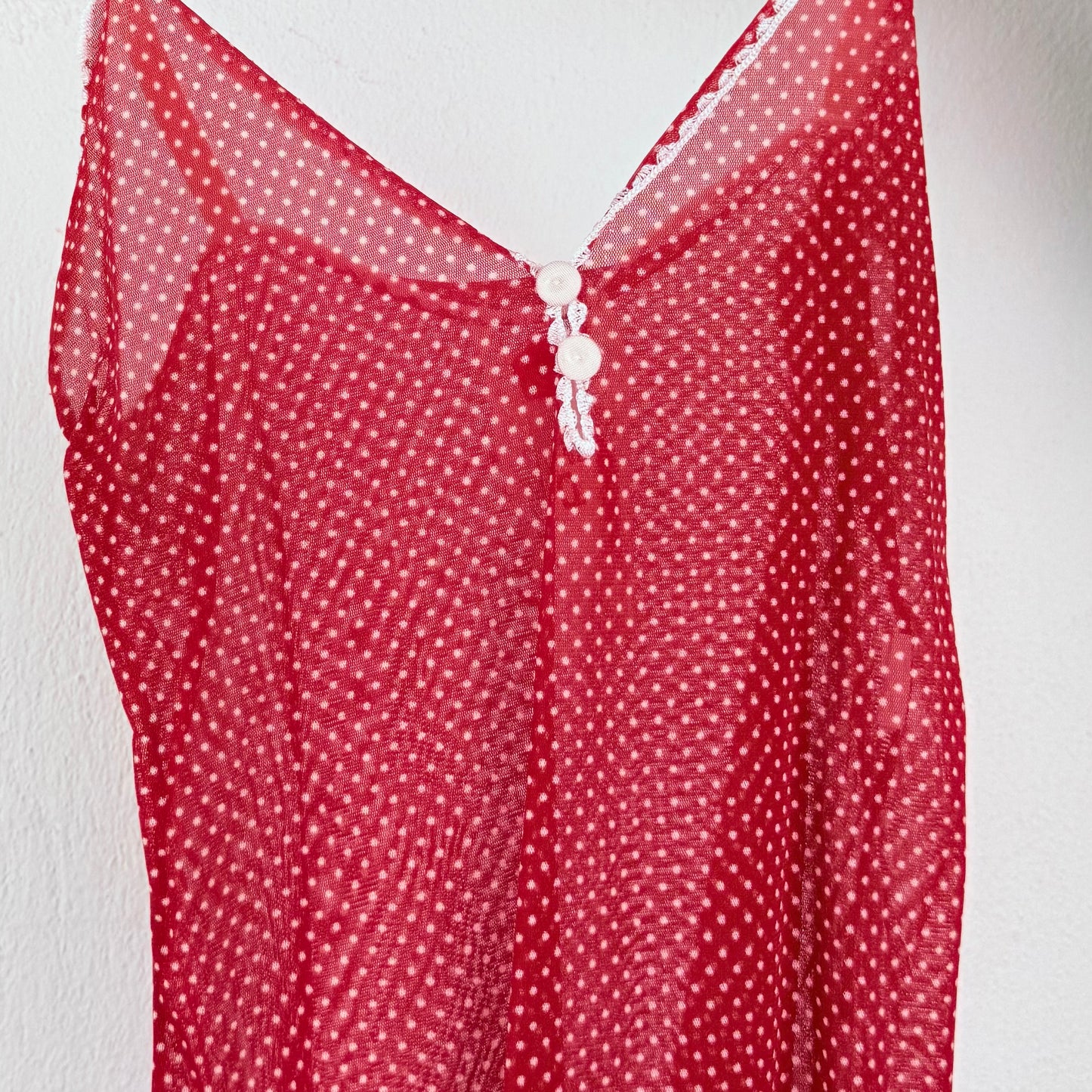 Kuratierter Vintage Onlineshop nachhaltige Secondhand Kleidung online kaufen, Online Shop Vintage, Vintage Online Shop, Second Hand Online Shop, gebraucht, zweite Hand, reused, preloved, Y2K, thriftshop, thriftstore, thrifting, thrift shop, thrift store