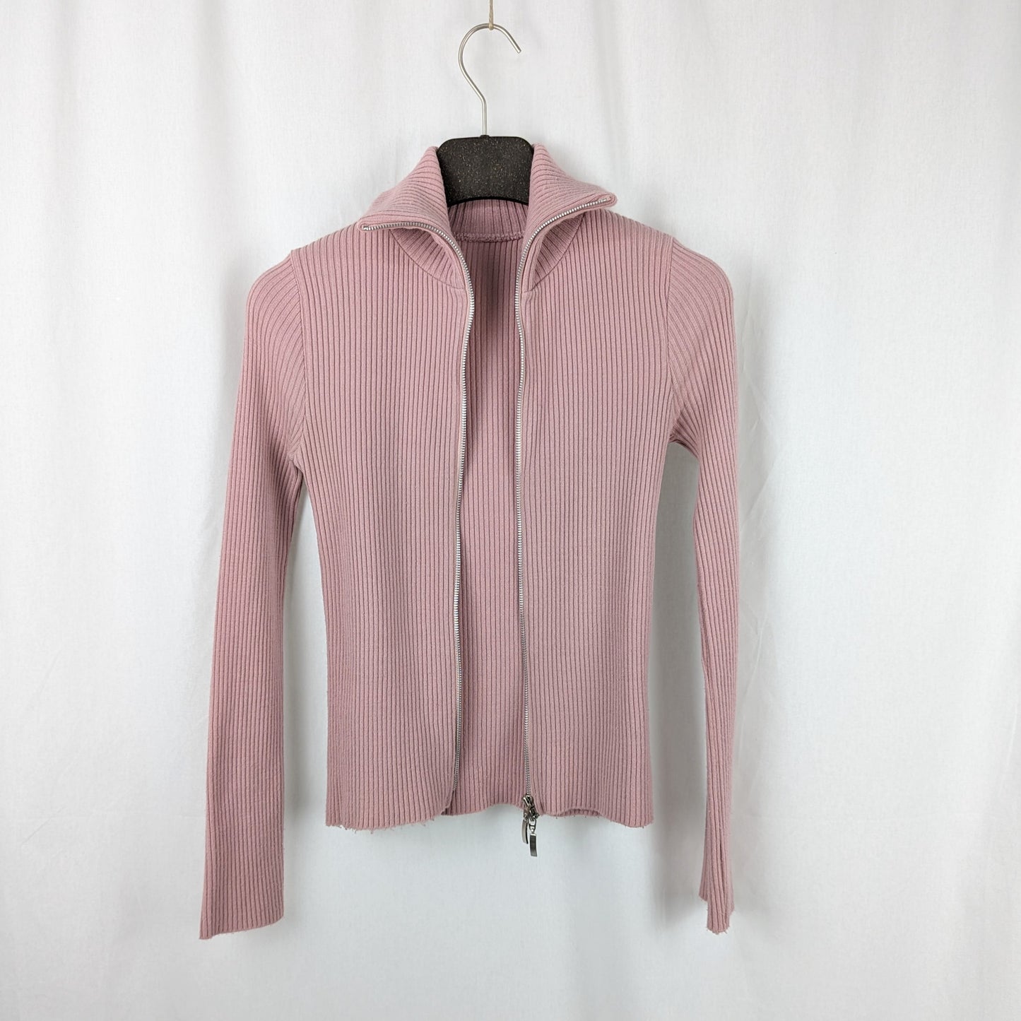 Kuratierter Vintage Onlineshop nachhaltige Secondhand Kleidung online kaufen, Online Shop Vintage, Vintage Online Shop, Second Hand Online Shop, gebraucht, zweite Hand, reused, preloved, Y2K, thriftshop, thriftstore, thrifting, thrift shop, thrift store
