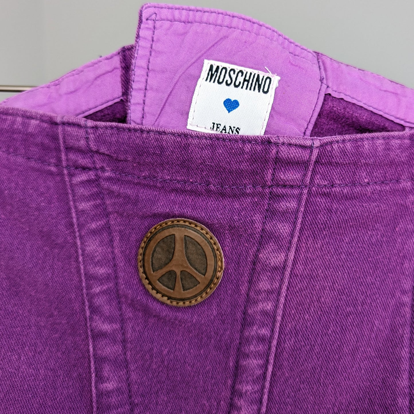 Kuratierter Vintage Onlineshop nachhaltige Secondhand Kleidung online kaufen, Online Shop Vintage, Vintage Online Shop, Second Hand Online Shop, gebraucht, zweite Hand, reused, preloved, Y2K, thriftshop, thriftstore, thrifting, thrift shop, thrift store