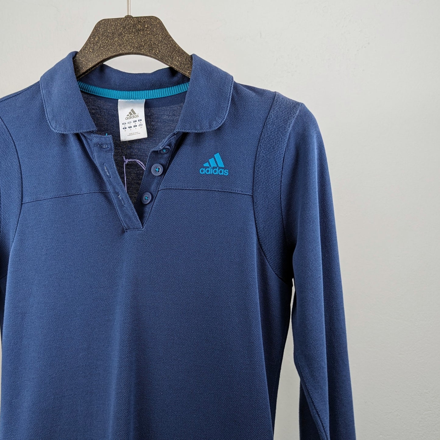 Kuratierter Vintage Onlineshop nachhaltige Secondhand Kleidung online kaufen, Online Shop Vintage, Vintage Online Shop, Second Hand Online Shop, gebraucht, zweite Hand, reused, preloved, Y2K, thriftshop, thriftstore, thrifting, thrift shop, thrift store