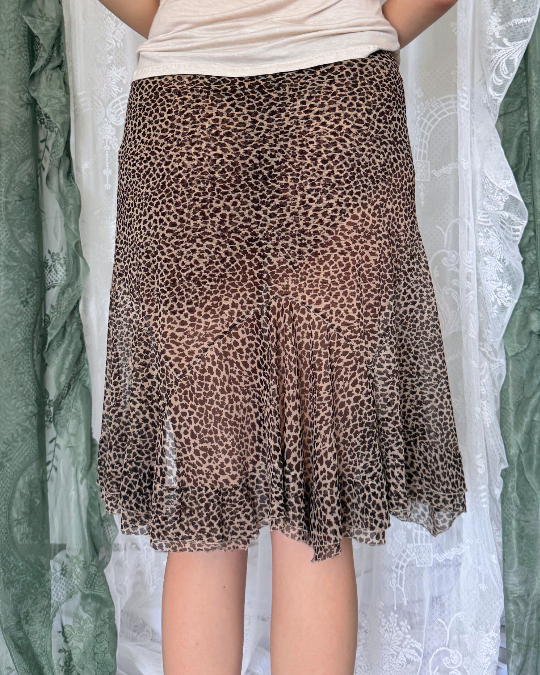 Vintage Marvel by la Perlao Midirock asymmetrisch Leo Print Teos Vintage Onlineshop