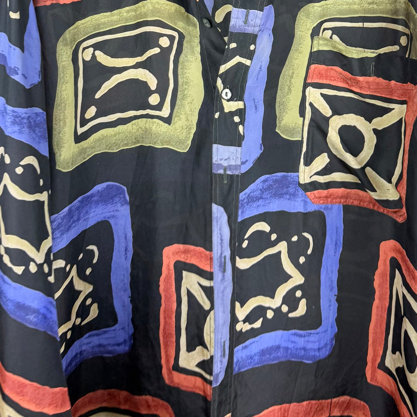 Kuratierter Vintage Onlineshop nachhaltige Secondhand Kleidung online kaufen, Online Shop Vintage, Vintage Online Shop, Second Hand Online Shop, gebraucht, zweite Hand, reused, preloved, Y2K, thriftshop, thriftstore, thrifting, thrift shop, thrift store, Festival, Retro, Crazy Pattern