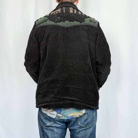 Kuratierter Vintage Onlineshop nachhaltige Secondhand Kleidung online kaufen, Online Shop Vintage, Vintage Online Shop, Second Hand Online Shop, gebraucht, zweite Hand, reused, preloved, Y2K, thriftshop, thriftstore, thrifting, thrift shop, thrift store, Cozy, Corduroy, Outdoorsy