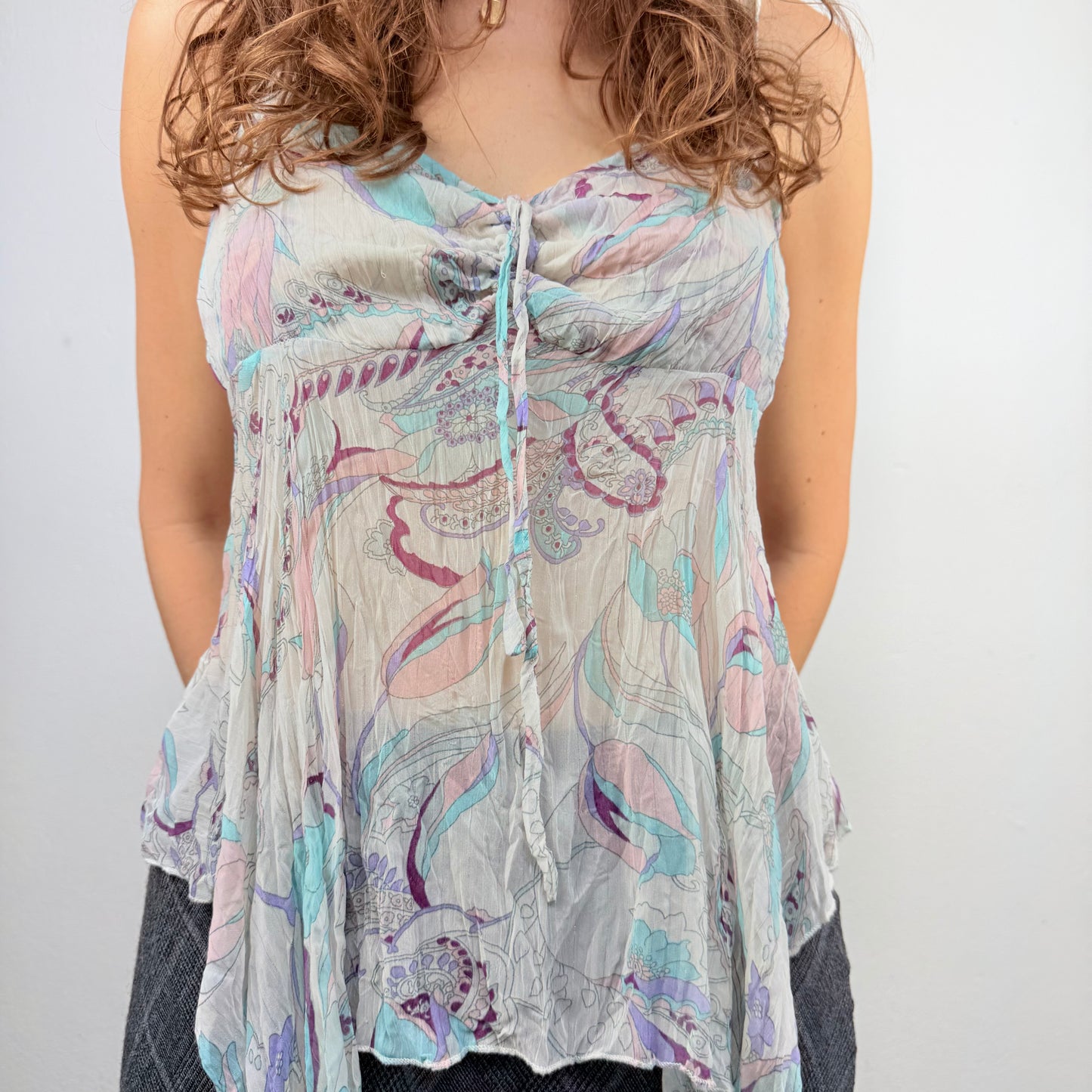 Kuratierter Vintage Onlineshop nachhaltige Secondhand Kleidung online kaufen, Online Shop Vintage, Vintage Online Shop, Second Hand Online Shop, gebraucht, zweite Hand, reused, preloved, Y2K, thriftshop, thriftstore, thrifting, thrift shop, thrift store, Boho, Flowy, Fairycore, Festival