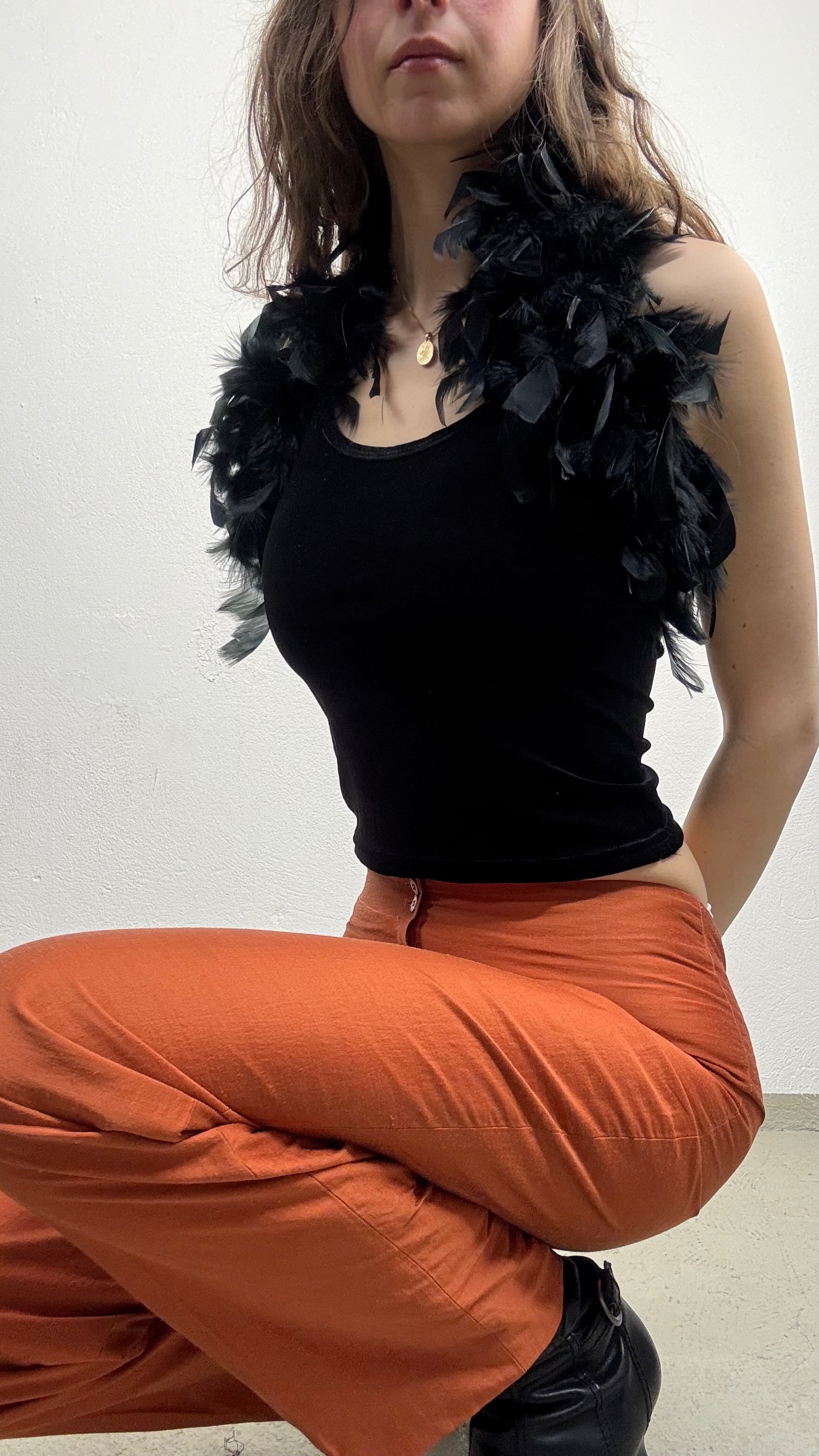 Kuratierter Vintage Onlineshop nachhaltige Secondhand Kleidung online kaufen, Online Shop Vintage, Vintage Online Shop, Second Hand Online Shop, gebraucht, zweite Hand, reused, preloved, Y2K, thriftshop, thriftstore, thrifting, thrift shop, thrift store