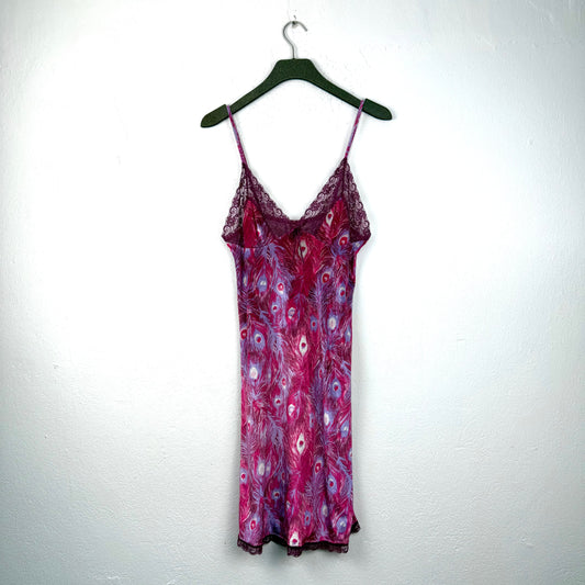 Kuratierter Vintage Onlineshop nachhaltige Secondhand Kleidung online kaufen, Online Shop Vintage, Vintage Online Shop, Second Hand Online Shop, gebraucht, zweite Hand, reused, preloved, Y2K, thriftshop, thriftstore, thrifting, thrift shop, thrift store