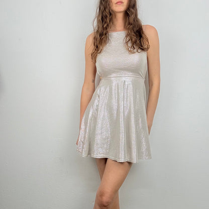 Kuratierter Vintage Onlineshop nachhaltige Secondhand Kleidung online kaufen, Online Shop Vintage, Vintage Online Shop, Second Hand Online Shop, gebraucht, zweite Hand, reused, preloved, Y2K, thriftshop, thriftstore, thrifting, thrift shop, thrift store, Party, Shimmer, Metallic