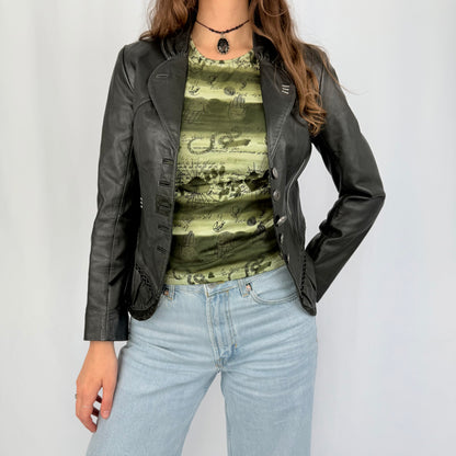 Kuratierter Vintage Onlineshop nachhaltige Secondhand Kleidung online kaufen, Online Shop Vintage, Vintage Online Shop, Second Hand Online Shop, gebraucht, zweite Hand, reused, preloved, Y2K, thriftshop, thriftstore, thrifting, thrift shop, thrift store, cool, style, leather, western