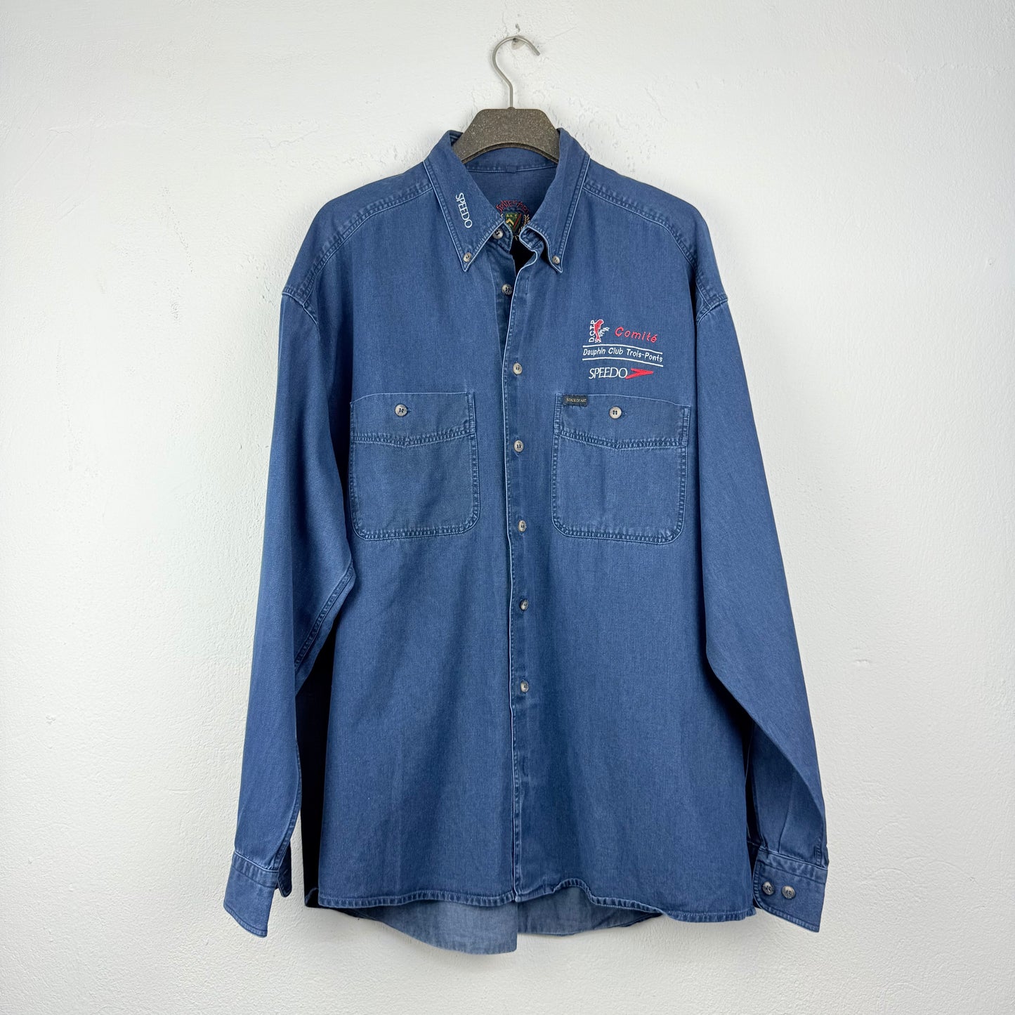 Kuratierter Vintage Onlineshop nachhaltige Secondhand Kleidung online kaufen, Online Shop Vintage, Vintage Online Shop, Second Hand Online Shop, gebraucht, zweite Hand, reused, preloved, Y2K, thriftshop, thriftstore, thrifting, thrift shop, thrift store
