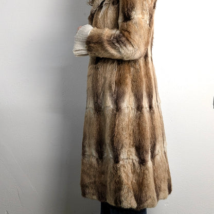 Kuratierter Vintage Onlineshop nachhaltige Secondhand Kleidung online kaufen, Online Shop Vintage, Vintage Online Shop, Second Hand Online Shop, gebraucht, zweite Hand, reused, preloved, Y2K, thriftshop, thriftstore, thrifting, thrift shop, thrift store