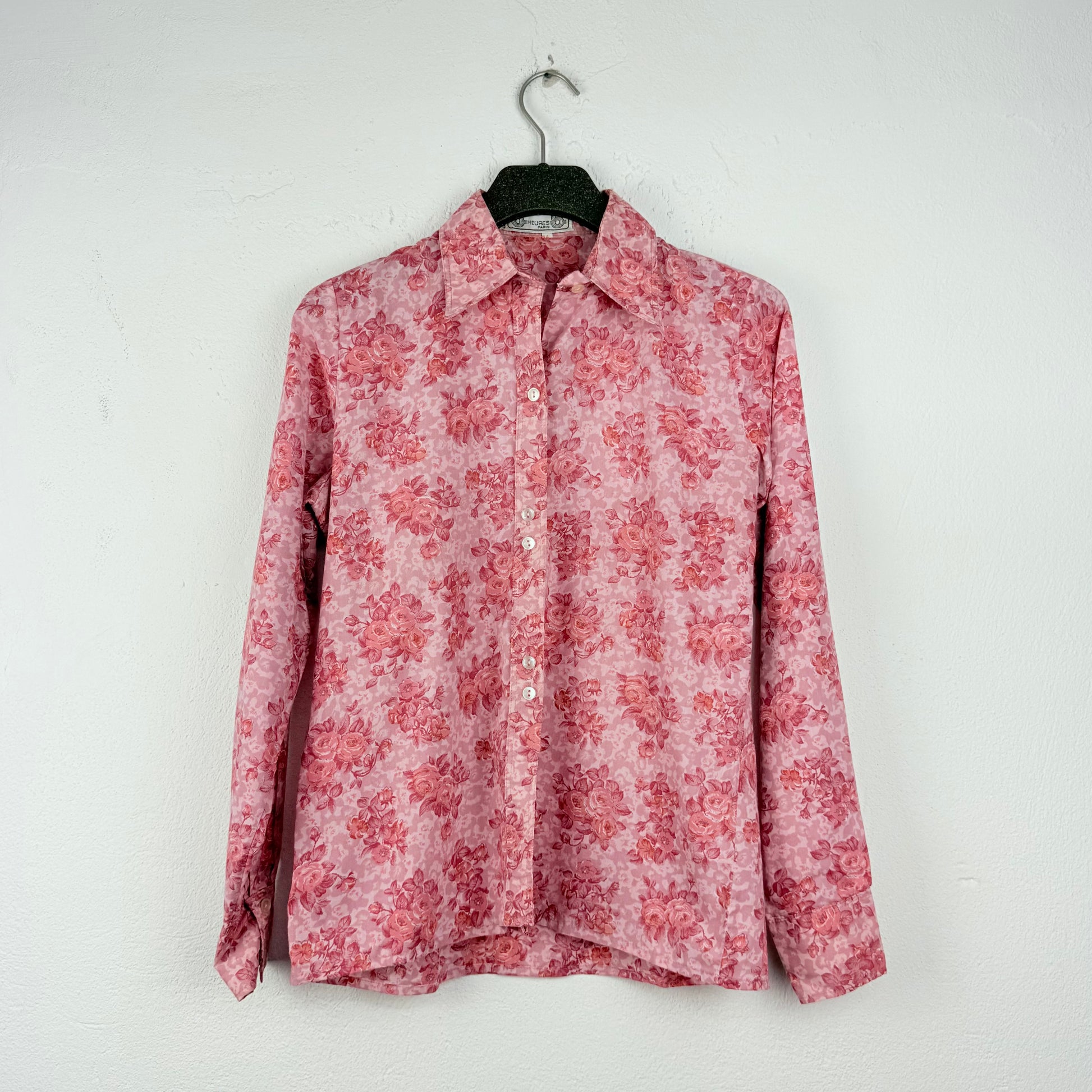 Kuratierter Vintage Onlineshop nachhaltige Secondhand Kleidung online kaufen, Online Shop Vintage, Vintage Online Shop, Second Hand Online Shop, gebraucht, zweite Hand, reused, preloved, Y2K, thriftshop, thriftstore, thrifting, thrift shop, thrift store