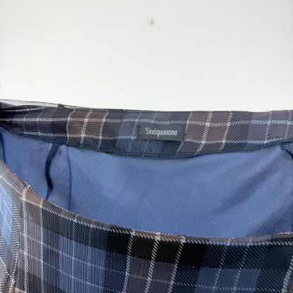 Kuratierter Vintage Onlineshop nachhaltige Secondhand Kleidung online kaufen, Online Shop Vintage, Vintage Online Shop, Second Hand Online Shop, gebraucht, zweite Hand, reused, preloved, Y2K, thriftshop, thriftstore, thrifting, thrift shop, thrift store, Plaid, Schottenmuster, Retro, Schoolskirt