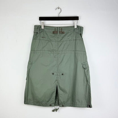 Kuratierter Vintage Onlineshop nachhaltige Secondhand Kleidung online kaufen, Online Shop Vintage, Vintage Online Shop, Second Hand Online Shop, gebraucht, zweite Hand, reused, preloved, Y2K, thriftshop, thriftstore, thrifting, thrift shop, thrift store, Grunge, Alternativ, Utility