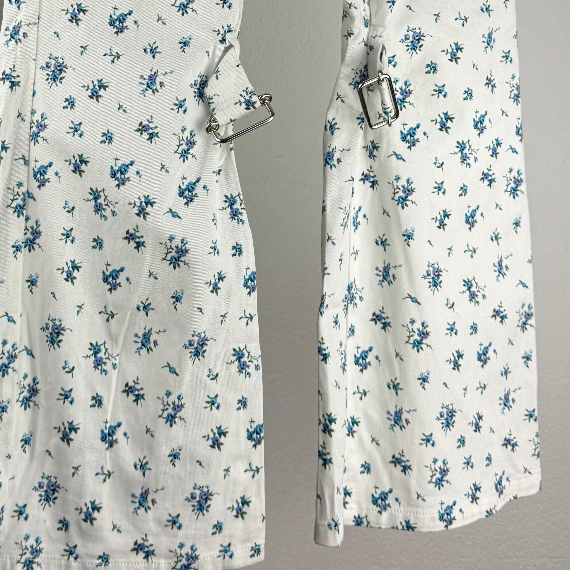 Kuratierter Vintage Onlineshop nachhaltige Secondhand Kleidung online kaufen, Online Shop Vintage, Vintage Online Shop, Second Hand Online Shop, gebraucht, zweite Hand, reused, preloved, Y2K, thriftshop, thriftstore, thrifting, thrift shop, thrift store