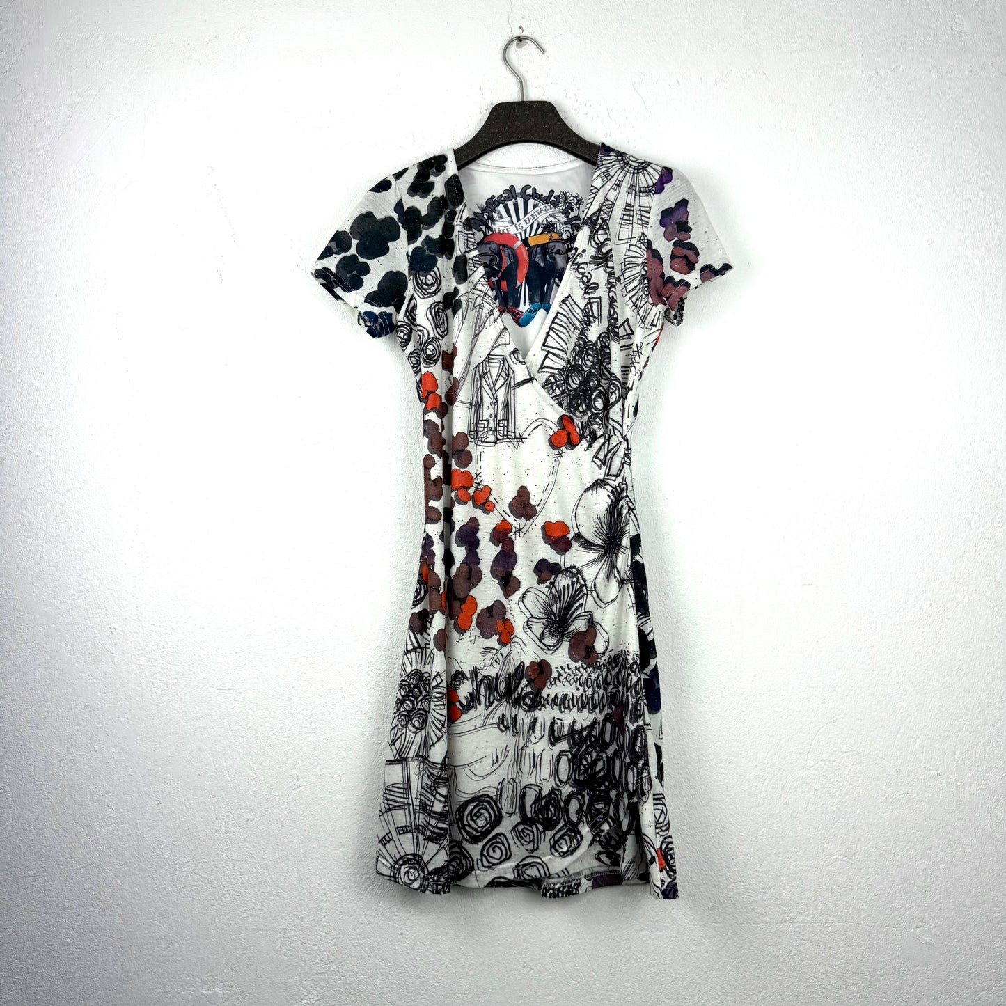 Kuratierter Vintage Onlineshop nachhaltige Secondhand Kleidung online kaufen, Online Shop Vintage, Vintage Online Shop, Second Hand Online Shop, gebraucht, zweite Hand, reused, preloved, Y2K, thriftshop, thriftstore, thrifting, thrift shop, thrift store