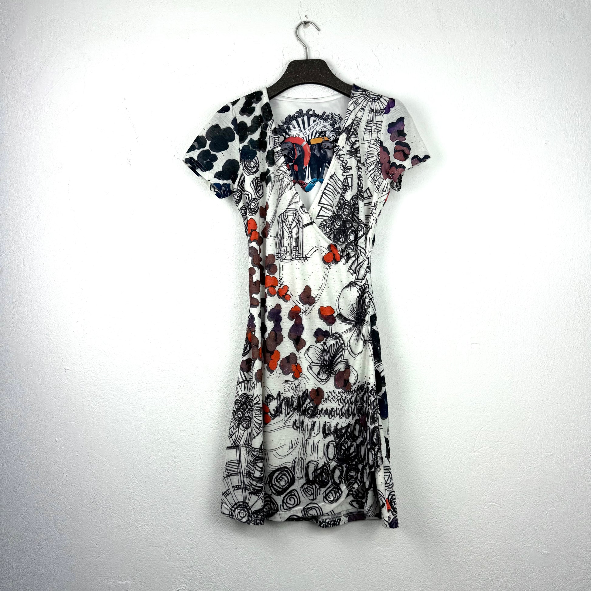 Kuratierter Vintage Onlineshop nachhaltige Secondhand Kleidung online kaufen, Online Shop Vintage, Vintage Online Shop, Second Hand Online Shop, gebraucht, zweite Hand, reused, preloved, Y2K, thriftshop, thriftstore, thrifting, thrift shop, thrift store