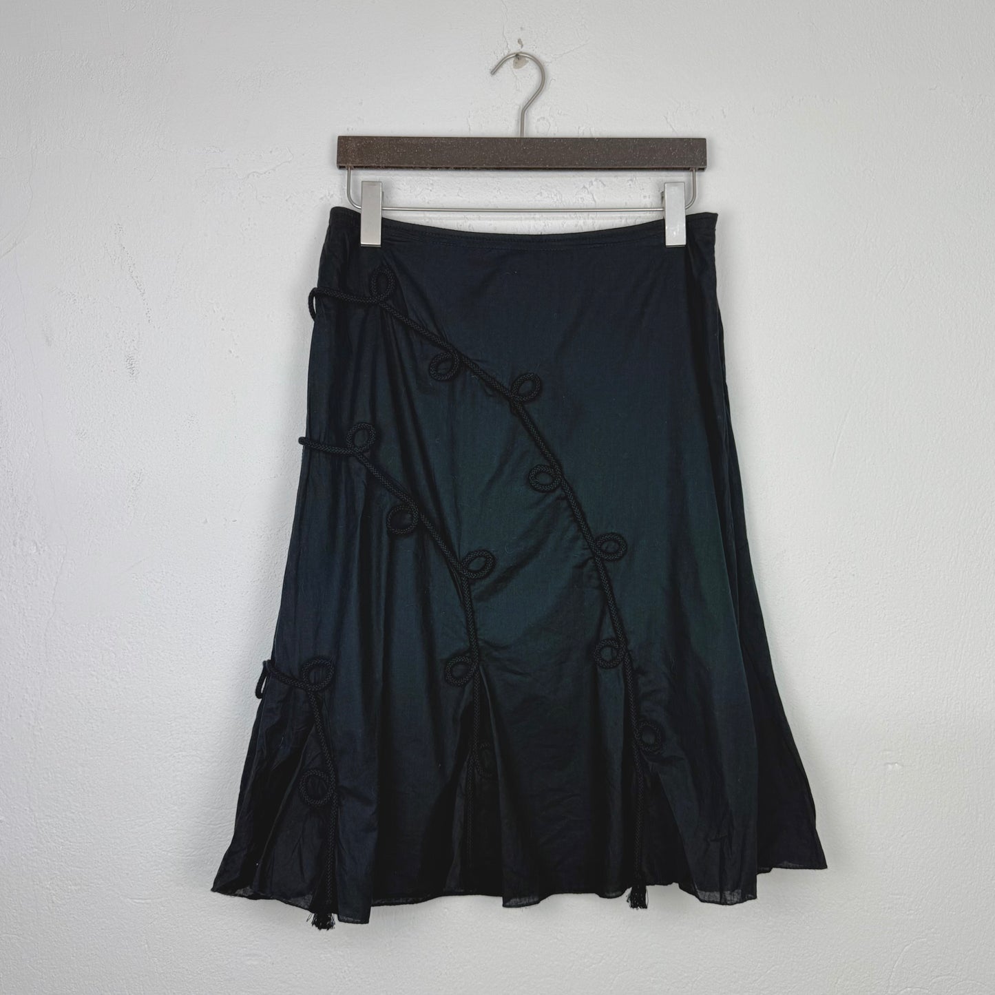 Kuratierter Vintage Onlineshop nachhaltige Secondhand Kleidung online kaufen, Online Shop Vintage, Vintage Online Shop, Second Hand Online Shop, gebraucht, zweite Hand, reused, preloved, Y2K, thriftshop, thriftstore, thrifting, thrift shop, thrift store