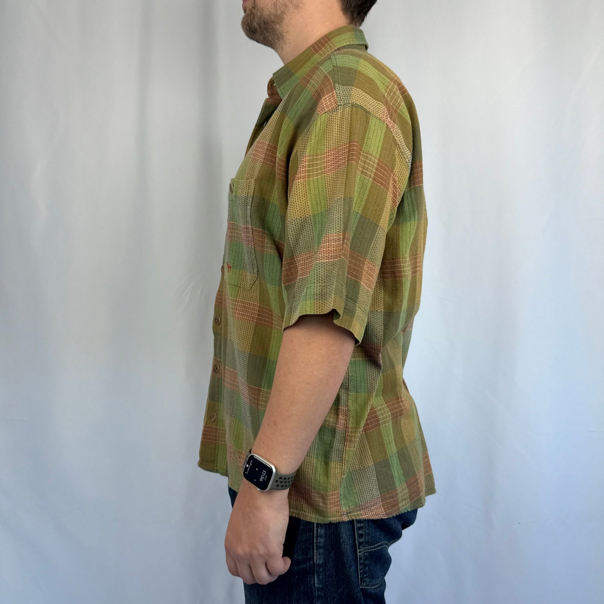 Kuratierter Vintage Onlineshop nachhaltige Secondhand Kleidung online kaufen, Online Shop Vintage, Vintage Online Shop, Second Hand Online Shop, gebraucht, zweite Hand, reused, preloved, Y2K, thriftshop, thriftstore, thrifting, thrift shop, thrift store, Paisleymuster, Crazy Pattern