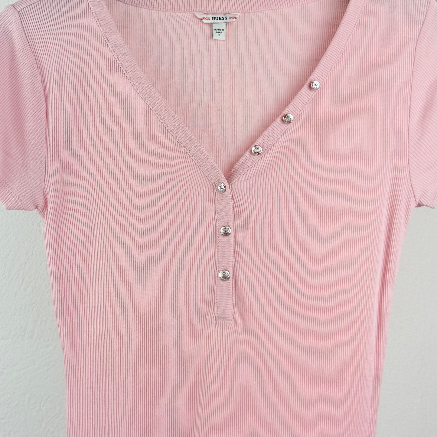 Kuratierter Vintage Onlineshop nachhaltige Secondhand Kleidung online kaufen, Online Shop Vintage, Vintage Online Shop, Second Hand Online Shop, gebraucht, zweite Hand, reused, preloved, Y2K, thriftshop, thriftstore, thrifting, thrift shop, thrift store
