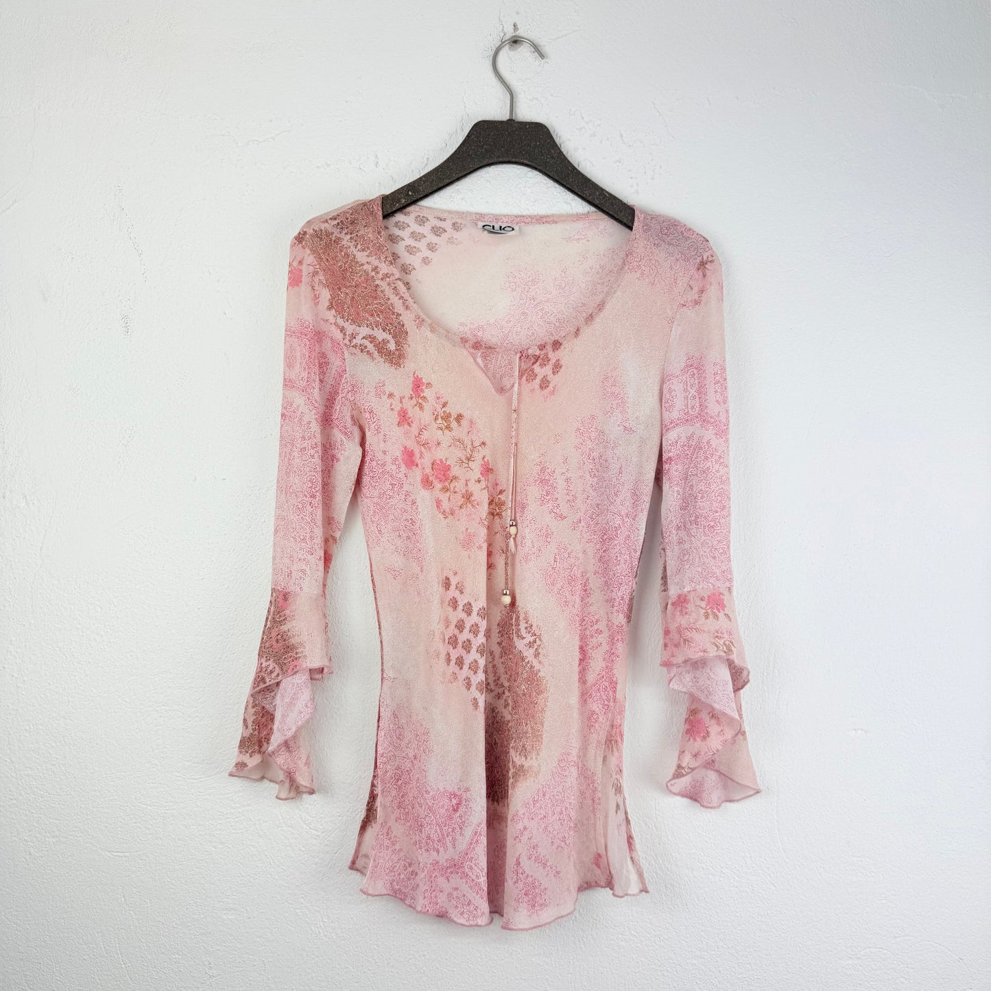 Kuratierter Vintage Onlineshop nachhaltige Secondhand Kleidung online kaufen, Online Shop Vintage, Vintage Online Shop, Second Hand Online Shop, gebraucht, zweite Hand, reused, preloved, Y2K, thriftshop, thriftstore, thrifting, thrift shop, thrift store, Flowy, Festival