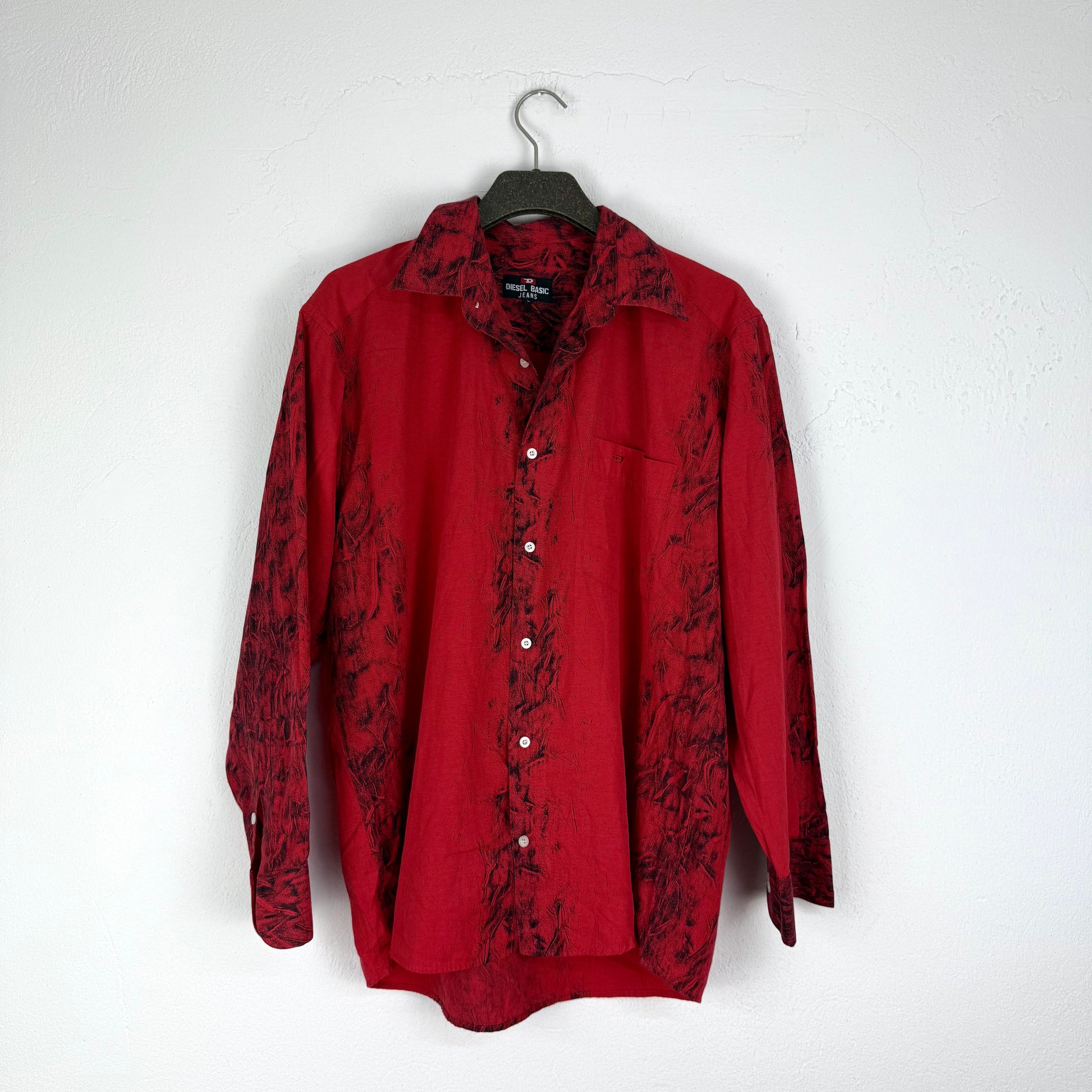 Kuratierter Vintage Onlineshop nachhaltige Secondhand Kleidung online kaufen, Online Shop Vintage, Vintage Online Shop, Second Hand Online Shop, gebraucht, zweite Hand, reused, preloved, Y2K, thriftshop, thriftstore, thrifting, thrift shop, thrift store