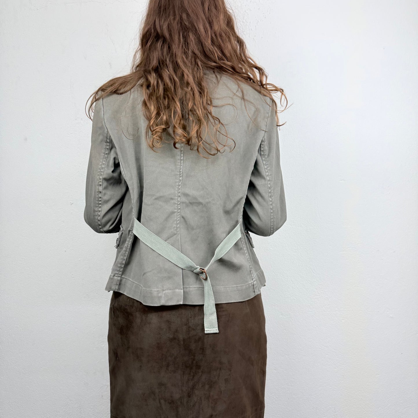 Kuratierter Vintage Onlineshop nachhaltige Secondhand Kleidung online kaufen, Online Shop Vintage, Vintage Online Shop, Second Hand Online Shop, gebraucht, zweite Hand, reused, preloved, Y2K, thriftshop, thriftstore, thrifting, thrift shop, thrift store, Retro, Utility, Grunge