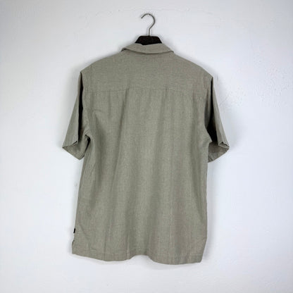 Kuratierter Vintage Onlineshop nachhaltige Secondhand Kleidung online kaufen, Online Shop Vintage, Vintage Online Shop, Second Hand Online Shop, gebraucht, zweite Hand, reused, preloved, Y2K, thriftshop, thriftstore, thrifting, thrift shop, thrift store