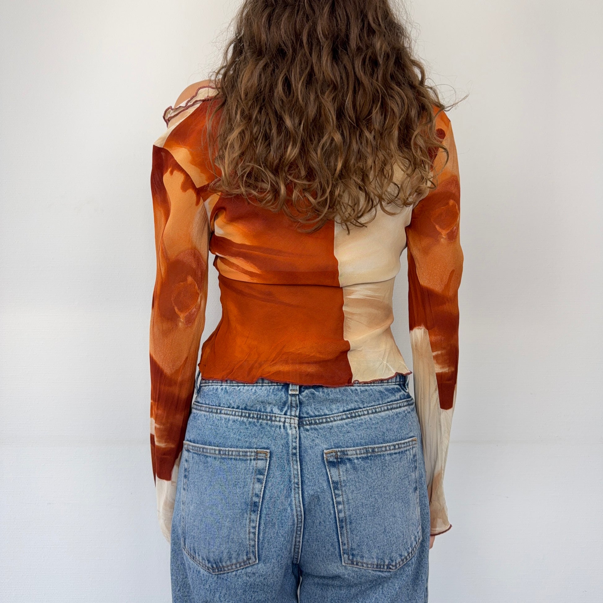 Kuratierter Vintage Onlineshop nachhaltige Secondhand Kleidung online kaufen, Online Shop Vintage, Vintage Online Shop, Second Hand Online Shop, gebraucht, zweite Hand, reused, preloved, Y2K, thriftshop, thriftstore, thrifting, thrift shop, thrift store, Watercolour, Y2K, Boho