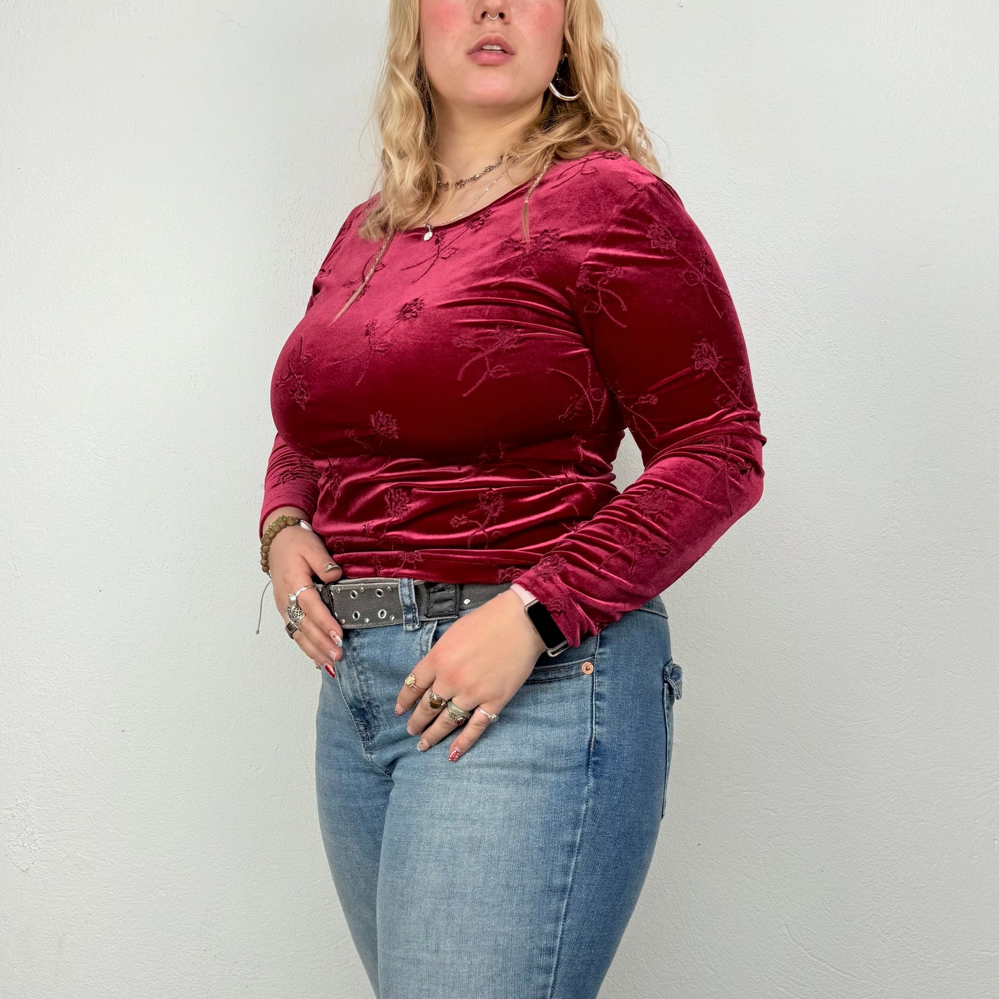 Kuratierter Vintage Onlineshop nachhaltige Secondhand Kleidung online kaufen, Online Shop Vintage, Vintage Online Shop, Second Hand Online Shop, gebraucht, zweite Hand, reused, preloved, Y2K, thriftshop, thriftstore, thrifting, thrift shop, thrift store
