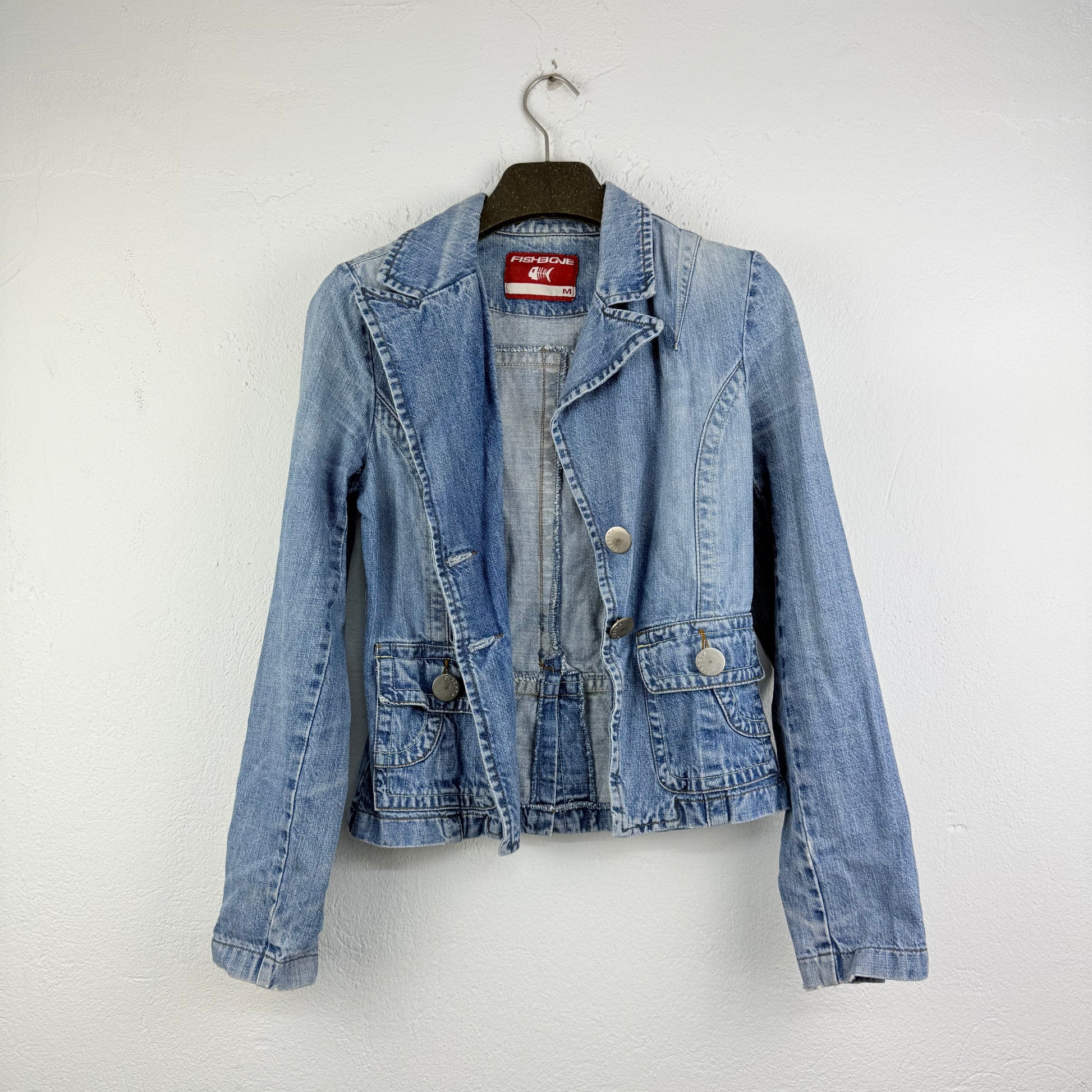 Kuratierter Vintage Onlineshop nachhaltige Secondhand Kleidung online kaufen, Online Shop Vintage, Vintage Online Shop, Second Hand Online Shop, gebraucht, zweite Hand, reused, preloved, Y2K, thriftshop, thriftstore, thrifting, thrift shop, thrift store, Denim, Retro, 90s