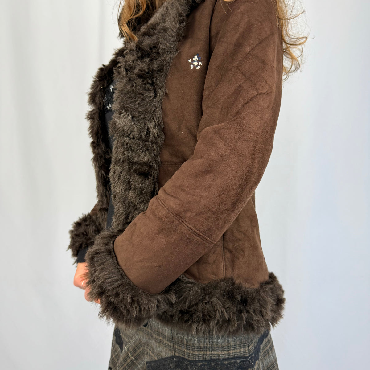 Kuratierter Vintage Onlineshop nachhaltige Secondhand Kleidung online kaufen, Online Shop Vintage, Vintage Online Shop, Second Hand Online Shop, gebraucht, zweite Hand, reused, preloved, Y2K, thriftshop, thriftstore, thrifting, thrift shop, thrift store, Cozy, Teddy, Whimsy, Cartoon
