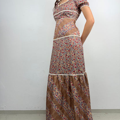 Kuratierter Vintage Onlineshop nachhaltige Secondhand Kleidung online kaufen, Online Shop Vintage, Vintage Online Shop, Second Hand Online Shop, gebraucht, zweite Hand, reused, preloved, Y2K, thriftshop, thriftstore, thrifting, thrift shop, thrift store, Retro, Festival, Whimsy, Boho