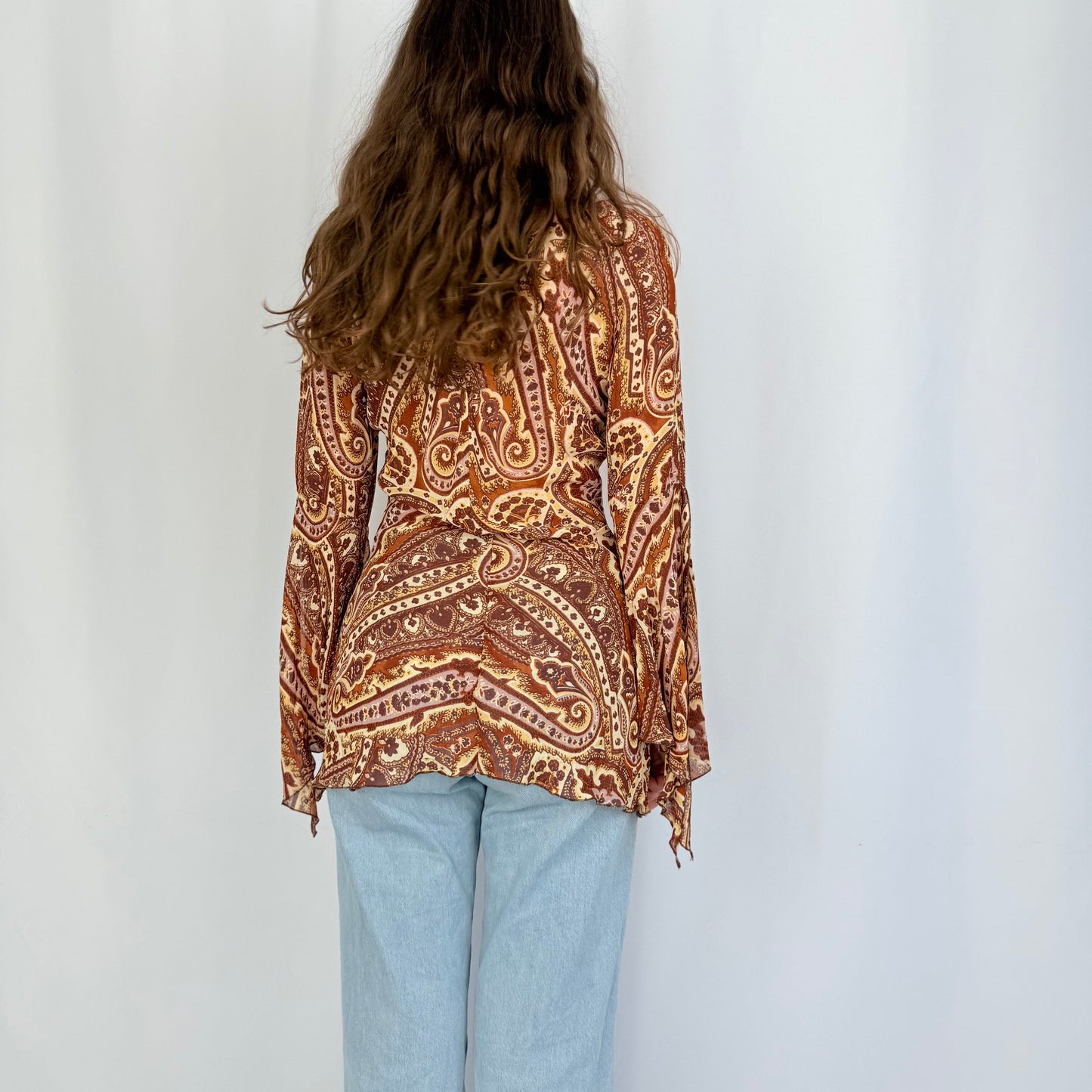 Kuratierter Vintage Onlineshop nachhaltige Secondhand Kleidung online kaufen, Online Shop Vintage, Vintage Online Shop, Second Hand Online Shop, gebraucht, zweite Hand, reused, preloved, Y2K, thriftshop, thriftstore, thrifting, thrift shop, thrift store, Second Hand, retro, Boho, Festival