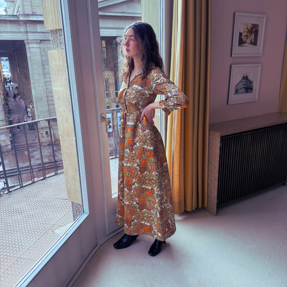 Kuratierter Vintage Onlineshop nachhaltige Secondhand Kleidung online kaufen, Online Shop Vintage, Vintage Online Shop, Second Hand Online Shop, gebraucht, zweite Hand, reused, preloved, Y2K, thriftshop, thriftstore, thrifting, thrift shop, thrift store