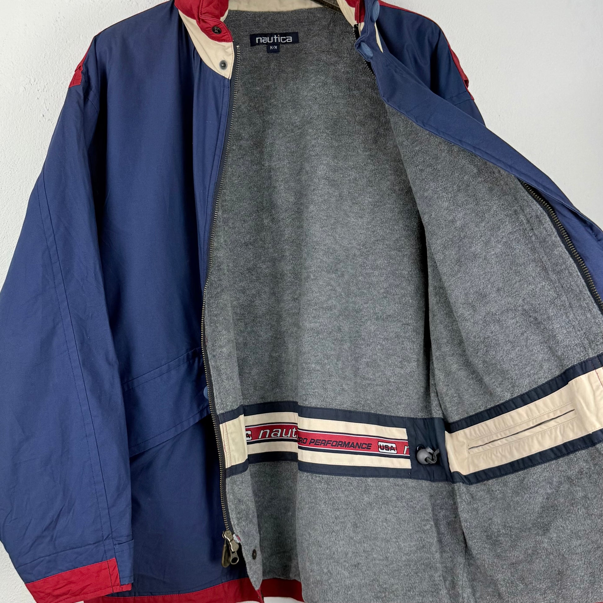 Kuratierter Vintage Onlineshop nachhaltige Secondhand Kleidung online kaufen, Online Shop Vintage, Vintage Online Shop, Second Hand Online Shop, gebraucht, zweite Hand, reused, preloved, Y2K, thriftshop, thriftstore, thrifting, thrift shop, thrift store