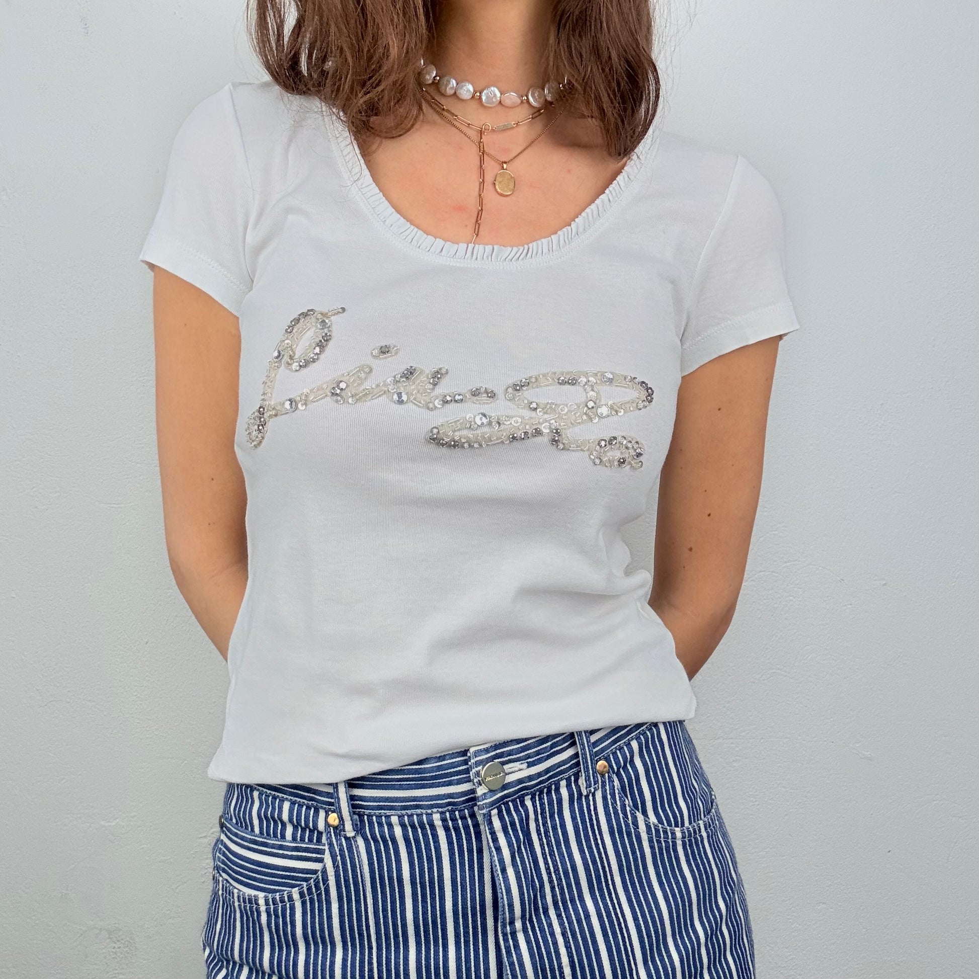 Kuratierter Vintage Onlineshop nachhaltige Secondhand Kleidung online kaufen, Online Shop Vintage, Vintage Online Shop, Second Hand Online Shop, gebraucht, zweite Hand, reused, preloved, Y2K, thriftshop, thriftstore, thrifting, thrift shop, thrift store