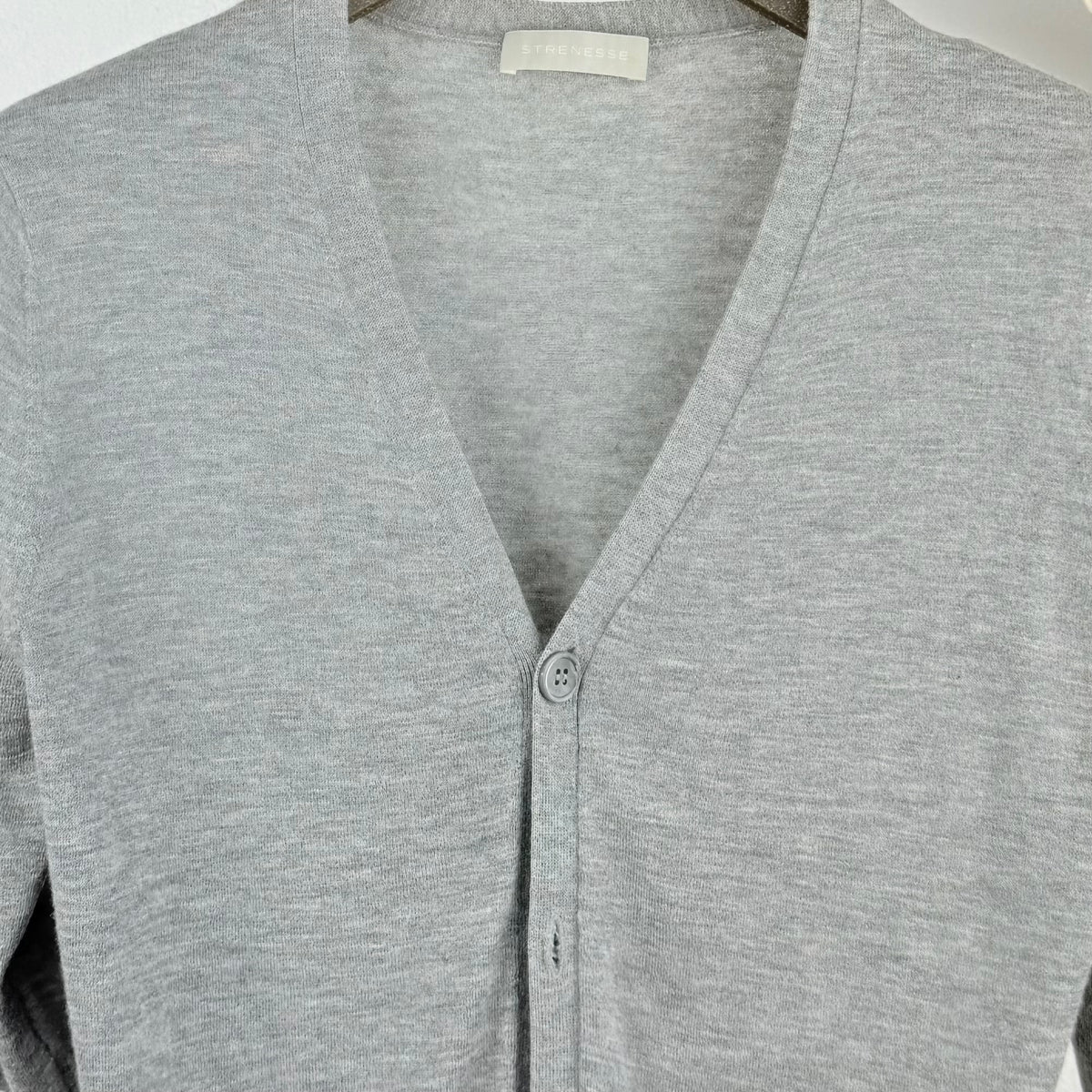 Kuratierter Vintage Onlineshop nachhaltige Secondhand Kleidung online kaufen, Online Shop Vintage, Vintage Online Shop, Second Hand Online Shop, gebraucht, zweite Hand, reused, preloved, Y2K, thriftshop, thriftstore, thrifting, thrift shop, thrift store