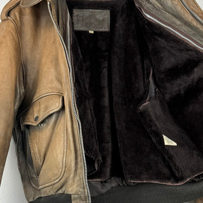 Kuratierter Vintage Onlineshop nachhaltige Secondhand Kleidung online kaufen, Online Shop Vintage, Vintage Online Shop, Second Hand Online Shop, gebraucht, zweite Hand, reused, preloved, Y2K, thriftshop, thriftstore, thrifting, thrift shop, thrift store
