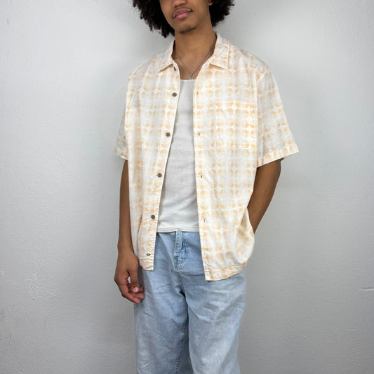 Kuratierter Vintage Onlineshop nachhaltige Secondhand Kleidung online kaufen, Online Shop Vintage, Vintage Online Shop, Second Hand Online Shop, gebraucht, zweite Hand, reused, preloved, Y2K, thriftshop, thriftstore, thrifting, thrift shop, thrift store