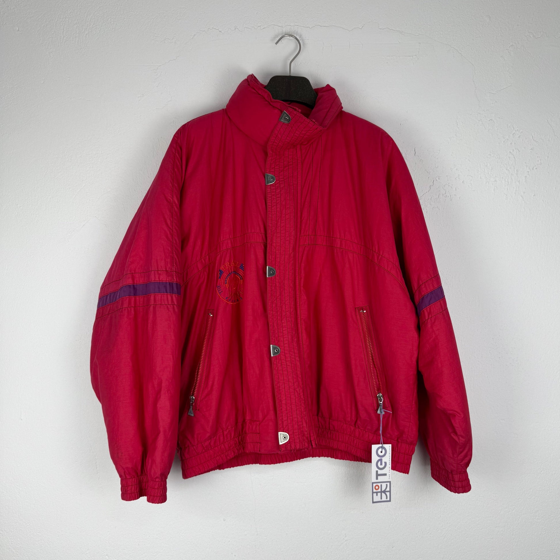 Kuratierter Vintage Onlineshop nachhaltige Secondhand Kleidung online kaufen, Online Shop Vintage, Vintage Online Shop, Second Hand Online Shop, gebraucht, zweite Hand, reused, preloved, Y2K, thriftshop, thriftstore, thrifting, thrift shop, thrift store