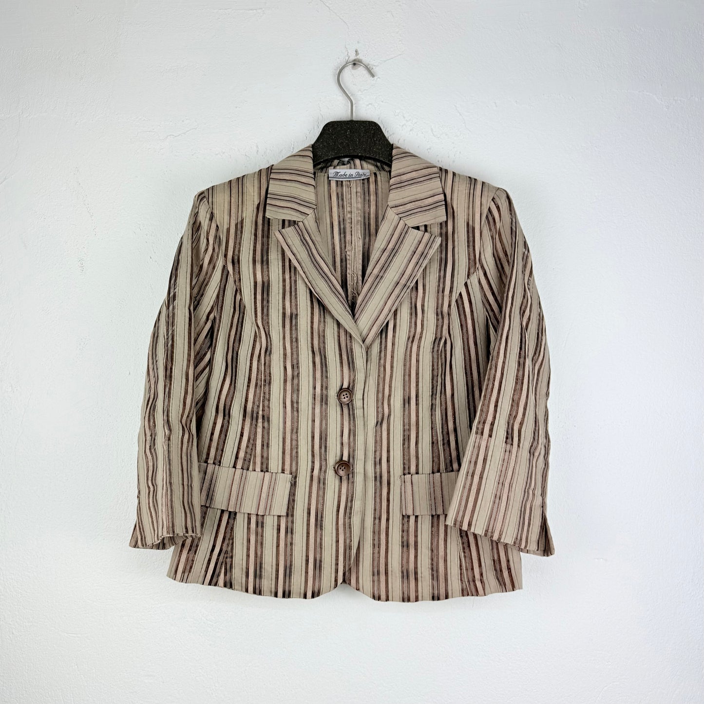 Kuratierter Vintage Onlineshop nachhaltige Secondhand Kleidung online kaufen, Online Shop Vintage, Vintage Online Shop, Second Hand Online Shop, gebraucht, zweite Hand, reused, preloved, Y2K, thriftshop, thriftstore, thrifting, thrift shop, thrift store, Retro, Office, Gestreift