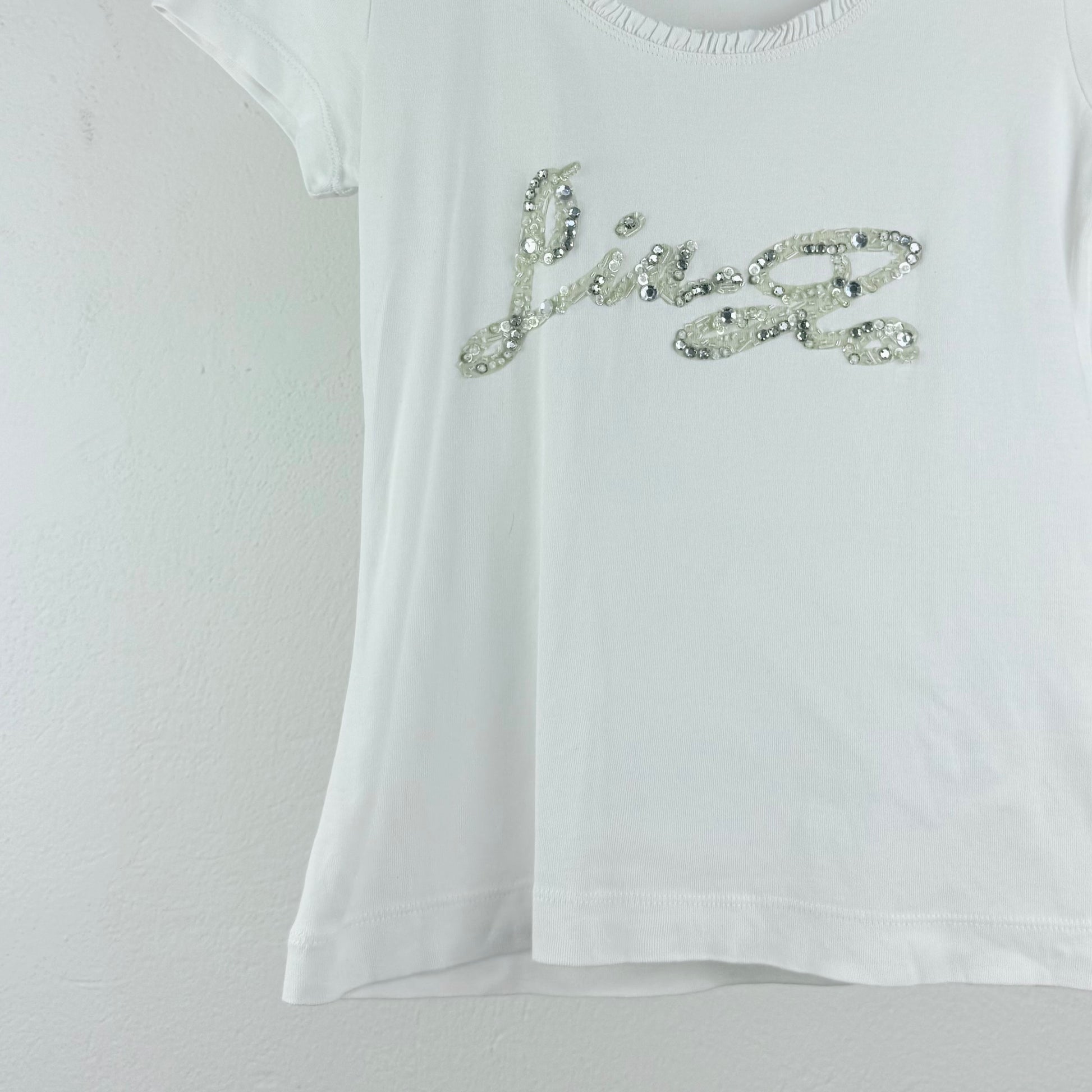 Kuratierter Vintage Onlineshop nachhaltige Secondhand Kleidung online kaufen, Online Shop Vintage, Vintage Online Shop, Second Hand Online Shop, gebraucht, zweite Hand, reused, preloved, Y2K, thriftshop, thriftstore, thrifting, thrift shop, thrift store