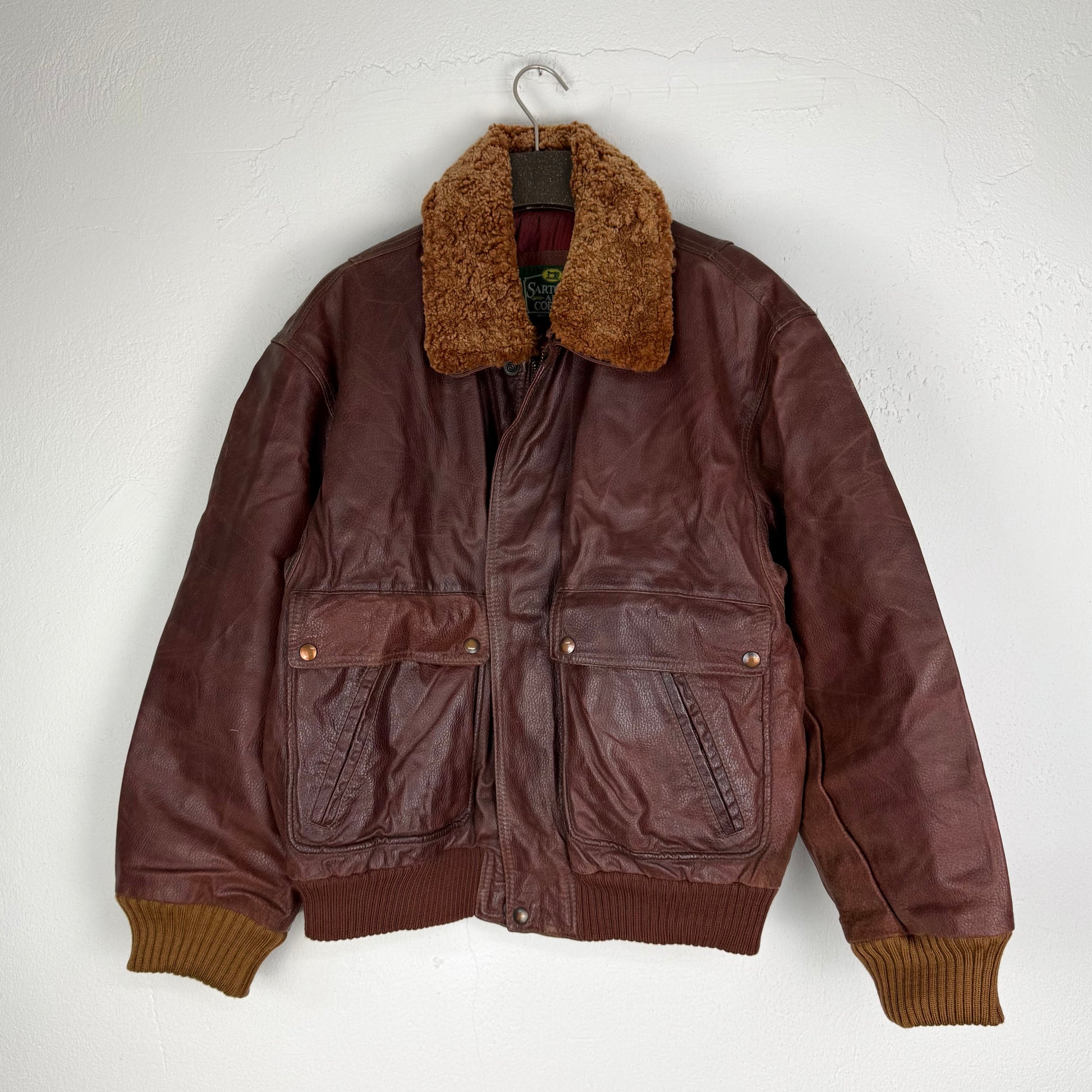 Kuratierter Vintage Onlineshop nachhaltige Secondhand Kleidung online kaufen, Online Shop Vintage, Vintage Online Shop, Second Hand Online Shop, gebraucht, zweite Hand, reused, preloved, Y2K, thriftshop, thriftstore, thrifting, thrift shop, thrift store