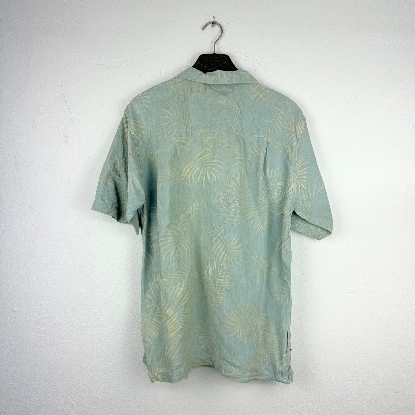 Kuratierter Vintage Onlineshop nachhaltige Secondhand Kleidung online kaufen, Online Shop Vintage, Vintage Online Shop, Second Hand Online Shop, gebraucht, zweite Hand, reused, preloved, Y2K, thriftshop, thriftstore, thrifting, thrift shop, thrift store